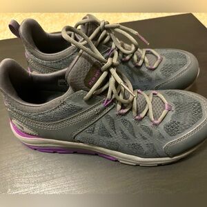 Red Wing Safety Toe Shoes, Women’s 9.5